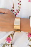Coolly Curved - Gold - Paparazzi